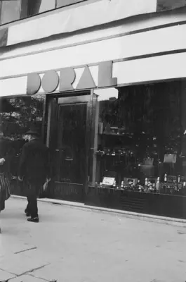 Resefotografier
Skyltfönster