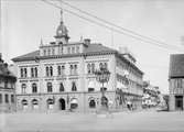 Rådhuset vid Stora torget och Vaksalagatan från sydöst, kvarteret Rådstugan, Uppsala 1901 - 1902
