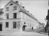 Dragarbrunnsgatan från S:t Persgatan, Dragarbrunn, Uppsala 1901 - 1902