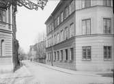 Bredgränd från Dragarbrunnsgatan, Dragarbrunn, Uppsala 1901 - 1902
