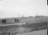 Geijersgatan - Börjegatan, Luthagen, Uppsala 1908. Till höger S:t Eriks Lervarufabriker i nuvarande kvarteret Grenen