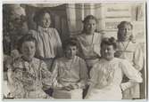 Postkort - Systrarna Lydia, Ragnhild, Karin, Maja, Berta och Rosa Nyman, Uppsala, 1906