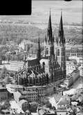Flygfoto över Uppsala domkyrka, Uppsala före 1936