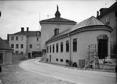 Gillbergska huset, kvarteret Holmen, Uppsala innan invigningen av Genomfarten i augusti 1935