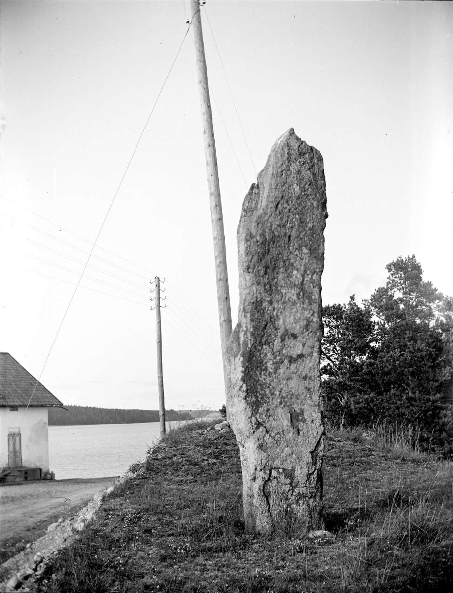 August Fredrik Schagerström, Varpsundsstenen vid Varpsund, Övergrans socken, Uppland i september 1912