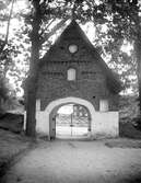 Stiglucka vid Sollentuna kyrka, Sollentuna socken, Uppland i september 1925