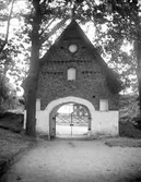 Stiglucka vid Sollentuna kyrka, Sollentuna socken, Uppland i september 1925