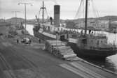 Lastning av pitprops, Thulekajen, Uddevalla hamn 1949