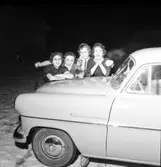 Nyårsfirande i Folkets park, Uddevalla år 1955