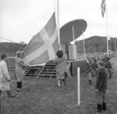 Väst-expo öppnas av borgmästare Hugo Westin 6 maj 1955