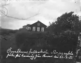 Enligt text på fotot: 