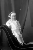 Enligt fotografens journal nr 4 1918-1922: 