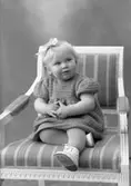 Enligt fotografens journal nr 7 1944-1950: 