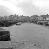 9. Frankrike. Fotojournal finns på B.M.A. + fotoalbum.
Samtidigt förvärv: Böcker och arkivmaterial.
Foton tagna 1959-10-17.
12 Bilder i serie.