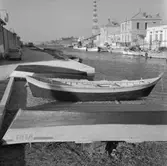 28. Frankrike. Fotojournal finns på B.M.A. + fotoalbum.
Samtidigt förvärv: Böcker och arkivmaterial.
Foton tagna 1959-11-06.
12 Bilder i serie.