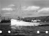 Skrivet på baksidan: Motorfiskebåten LL734 SILVERVÅG av Åstol byggd av AB Gustafsson o söner skeppsvarv Landskrona