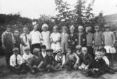 Inskrivningsdag Jonsereds skola 1932.