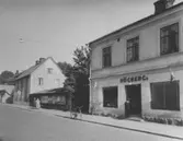 Enköping, kvarteret Rådmannen 5 och 6, Badhusgatan 3 samt Västra Ringgatan 13 och 15, mot öster