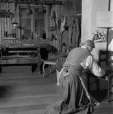 Mölndals museums basutställningar:  lindomesnickeriet.