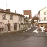 Tobaksaffär till vänster (nuvarande Kråkans krog), 1980-tal.