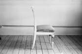 En stol tillverkad av Johannes Andersson i Lindomeby, cirka 1800. Modellen kallas för 