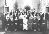 Konfirmandträff i Lindome kyrka ca 1953-54
