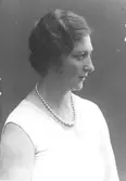 Anna Larsson (f. Hasselberg), slutet av 1920-talet