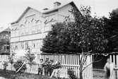 Baptistkyrkan Betania sedd från sydost på Frölundagatan 4 (idag: Brogatan, tidigare: Mölndalsbro 53) 1900-1930-tal.
För mer information om församlingen och kyrkan, läs bifogad pdf nedan under rubrik: Nedladdningar 