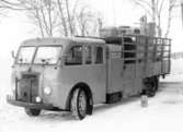 Posttransport från tåget i Morjärv, 1958. Flakbil G 56, reg.nr
BD13124, Scania Vabis (4;a) 1949 ?