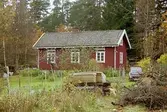 Byggnadsdokumentation i Lindome. Bostadshus på Varvsvägen i Lindome, oktober 1998.