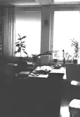 Mölndals stadshus, mars 1988. Interiör: Ett kontorsrum.