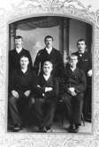 Fem finklädda unga män, Fjällbacka 1890-tal. Carl Krantz (morfar till givaren) står överst till höger.