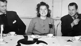 Ingenjör Per Bahne, sekreterare Barbro Knutsson (gift Meyer) och Dr. Singer.
SOAB-Svenska Oljeslageri AB, Kvarnbygatan, Mölndal 1943-1946.