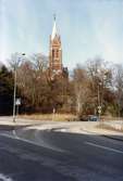 Vy från Frölundagatan mot Fässbergs kyrka i Mölndal på 1970-talet.