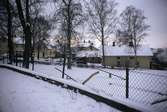 Kvarnbyparken i Mölndals Kvarnby, 1970-tal. I bakgrunden ses Roten M 37.