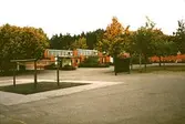 1950-tals skolbyggnader/norra skolgården.  Lindome.
