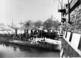 Ånglinjeskeppet Stockholm med
torpedbåtar vid kaj i Karlskrona