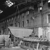 Bogserbåt Heros uppsättning på bädd