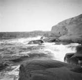 Stångehufvud vid Lysekil, Bohuslän

Svensk arkitektur: kyrkor, herrgårdar med mera fotograferade av Arkitekturminnesföreningen 1908-23.