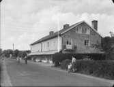 Konsum, Surte
Exteriör