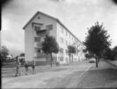 Flerbostadshus, Gislaved
Barn och en cykel
Exteriör