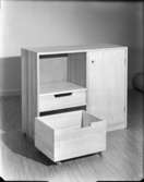 Skåp
Del av möbelutställning i ateljé