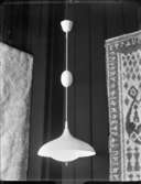 Utställningen Nyttokonstnärerna på Nationalmuseum 1949
Lampa