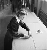 Slitmans fabrik
Olika arbetsmoment med personal
Interiör