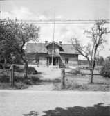 Bebyggelse vid landsväg
Exteriör