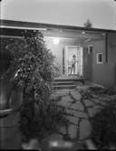 Sven Markelius villa i Kevinge, Danderyd
Entré i kvällsljus
Exteriör