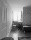 villa Ahlgren
Interiör av sängkammare med ljusinsläpp från fönsterkupa