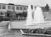 Torg
Fontän vid flerbostadshusområde