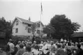 Gudstjänst vid Börjesgården i Hällesåker, Lindome, år 1984. 