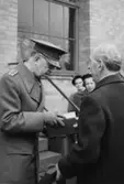 Kung Gustaf Vl Adolf på Eriksgata i Bohuslän i maj 1955